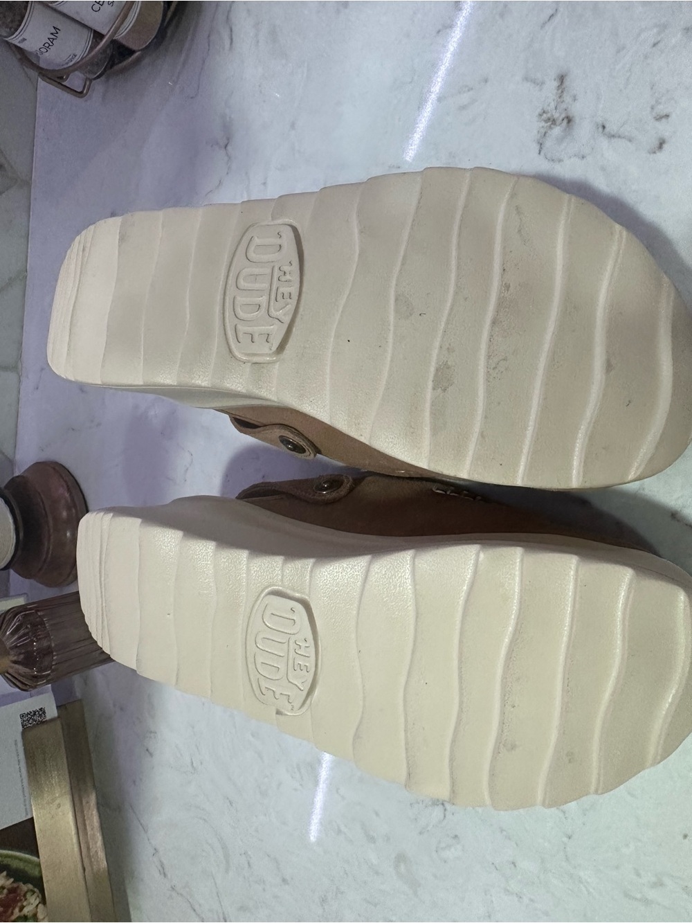 Hey Dudes Delray Suede Clog Women’s Sz 9 - Picture 3 of 7